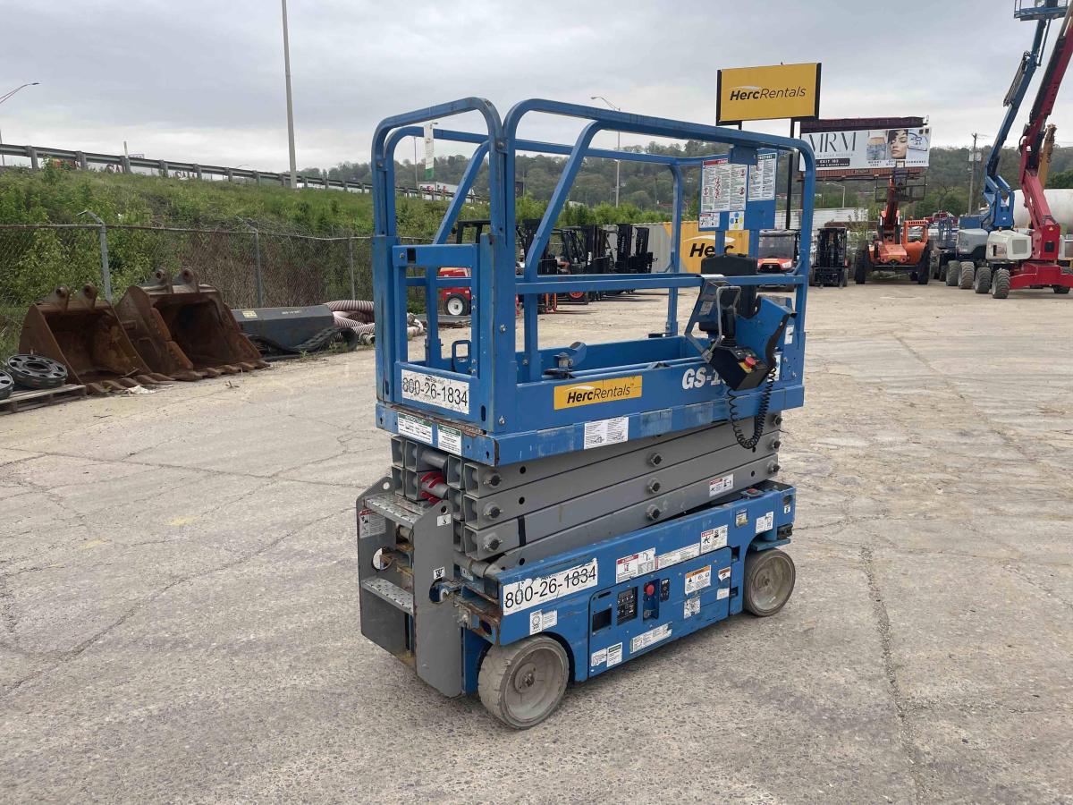 2019 Genie GS-1930