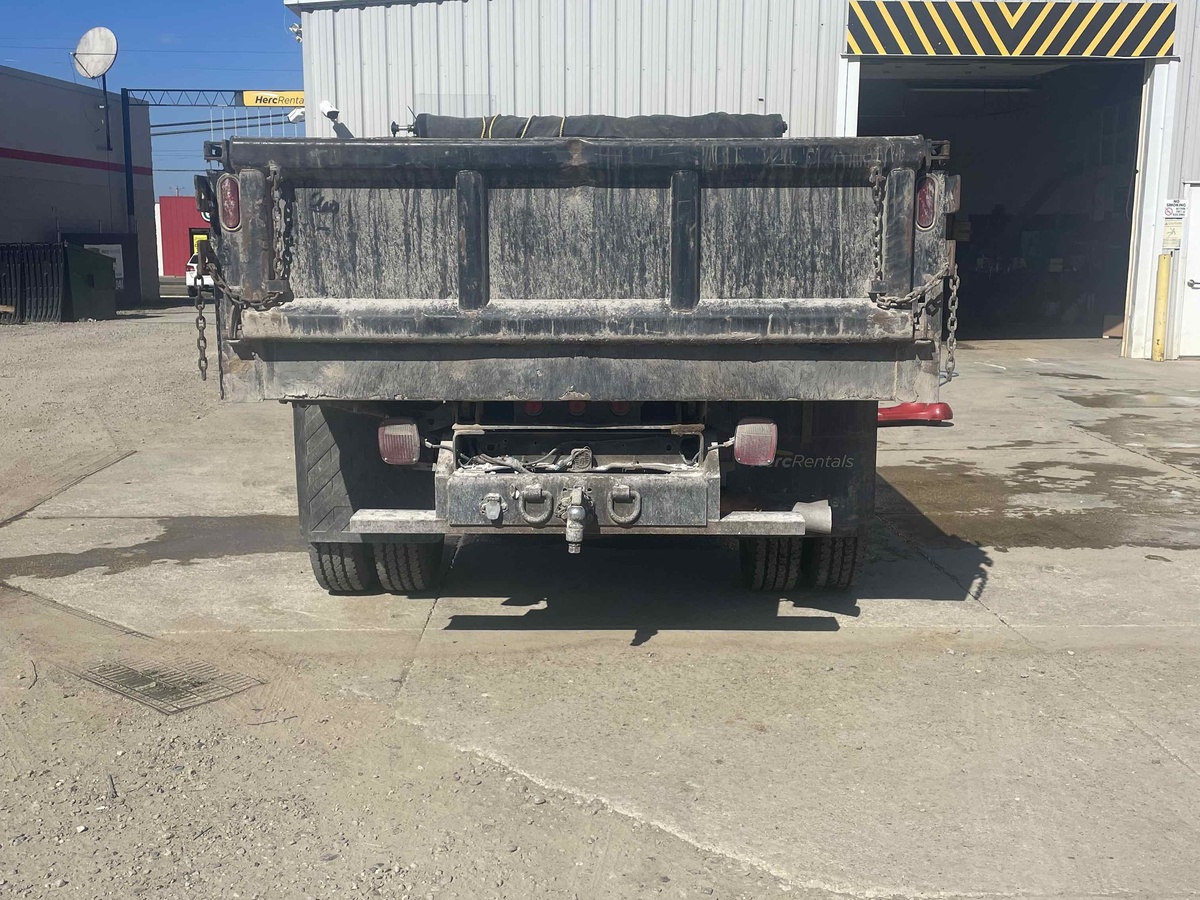 2016 Ford F550-10