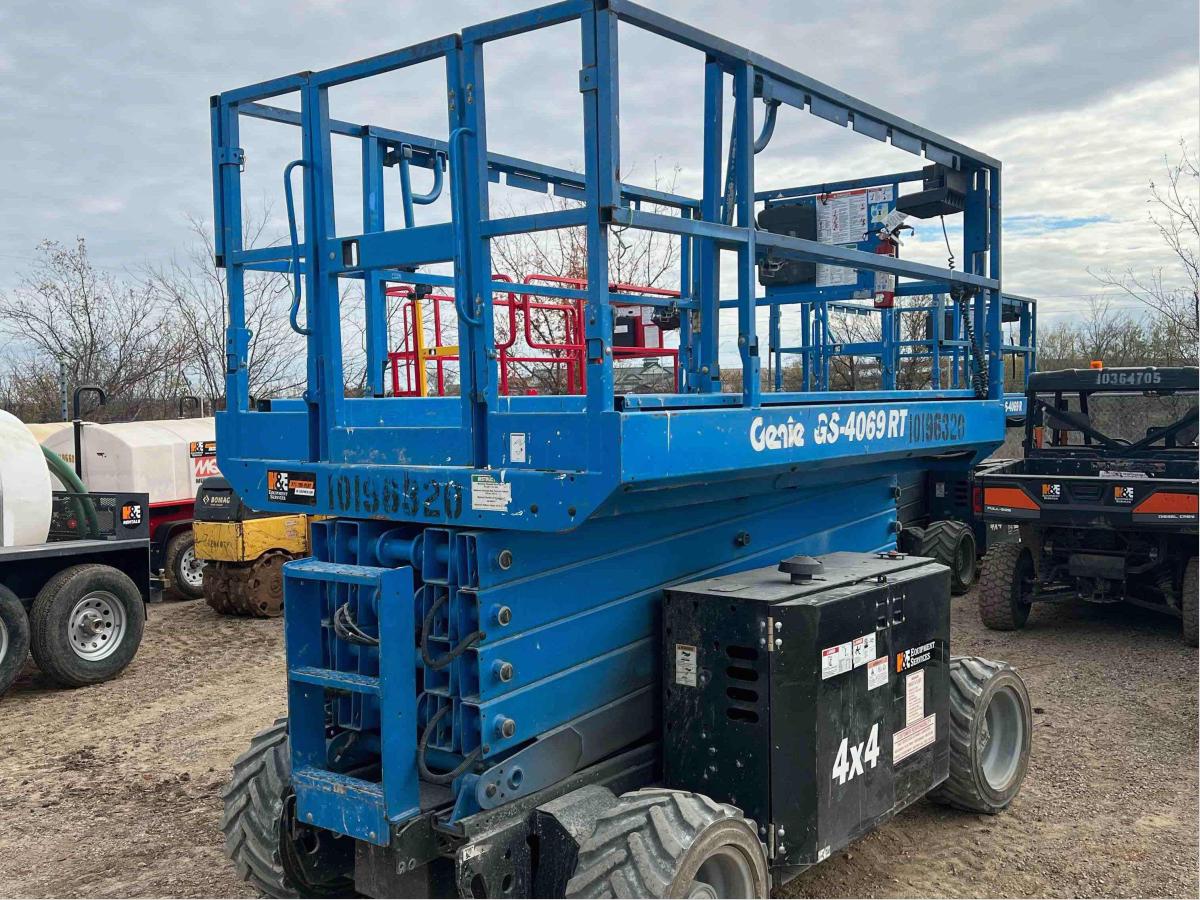 2016 Genie GS-4069 RT-2