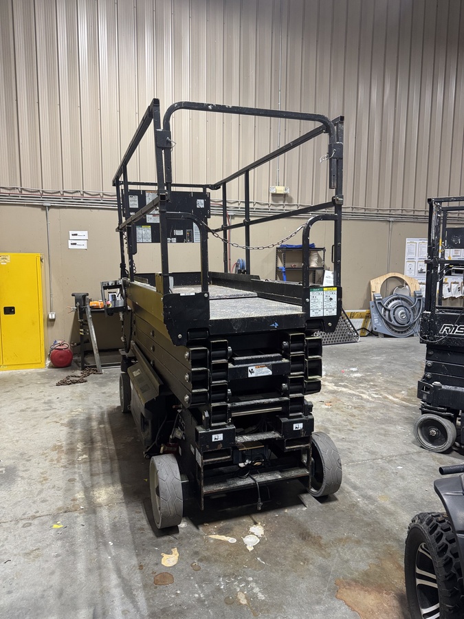 2019 JLG 3246ES-5