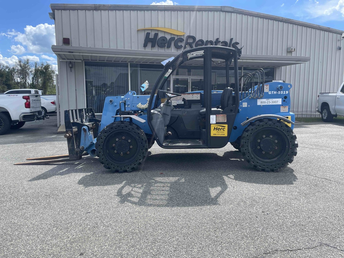 2018 Genie GTH-5519-4