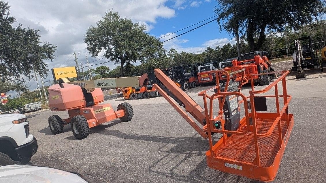 2018 JLG 460SJ-3
