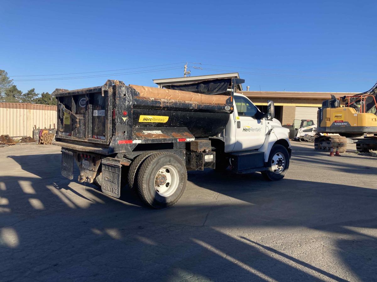 2017 Ford F750