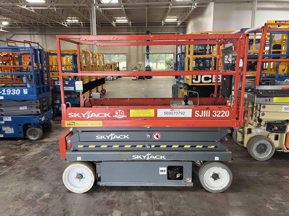 2015 Skyjack SJ-3220
