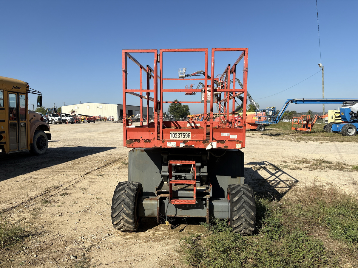 2018 Skyjack SJ-6826RT-4