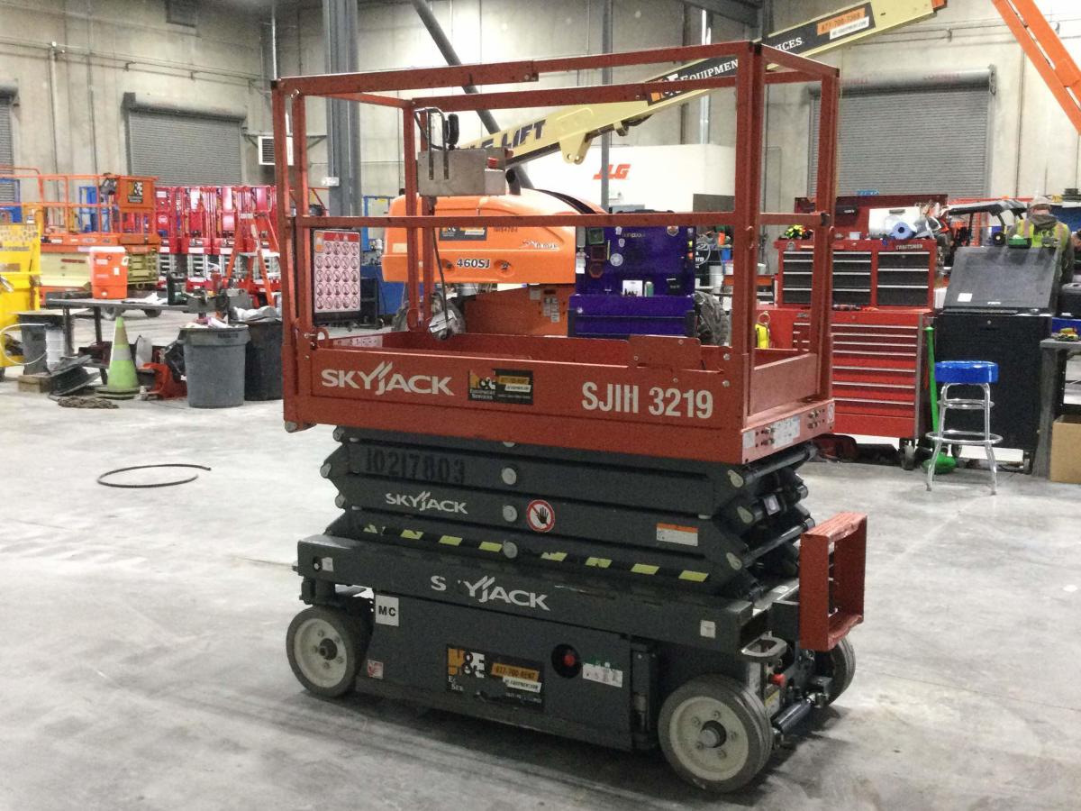 2017 Skyjack SJ3219