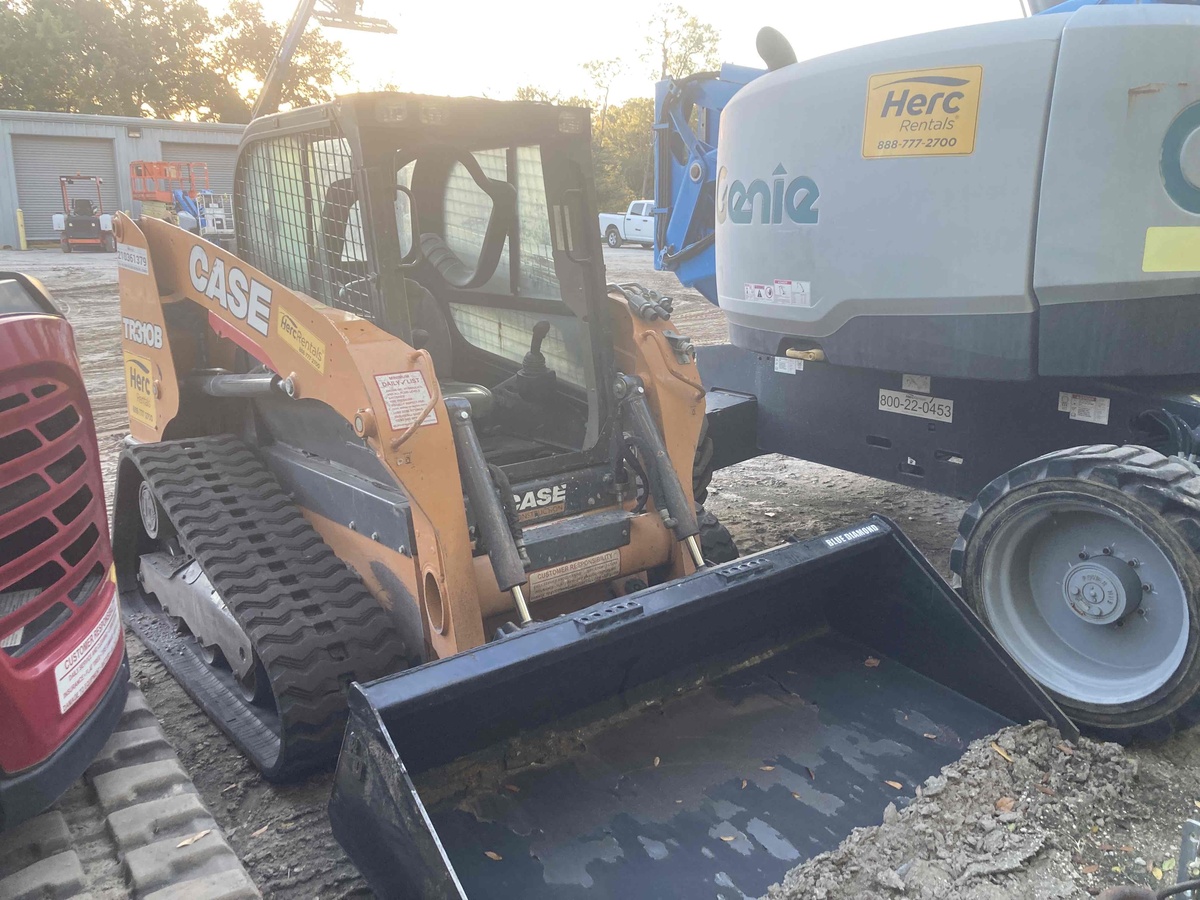 2022 Case TR310B-2