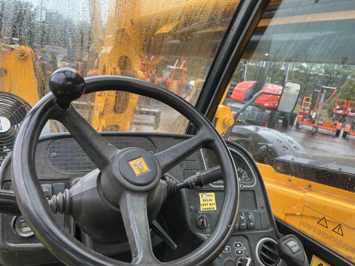 2018 JCB 510-56