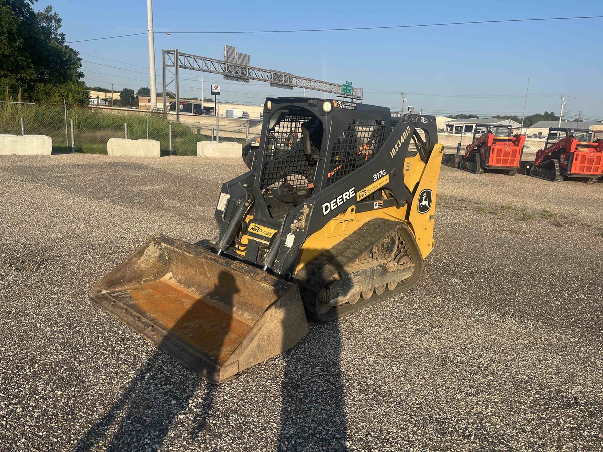 2021 John Deere 317G-3