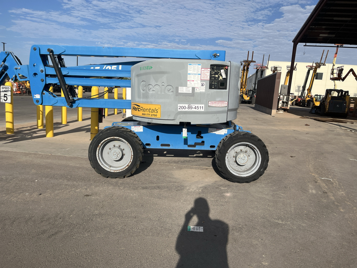 2017 Genie Z-45/25 RT-2