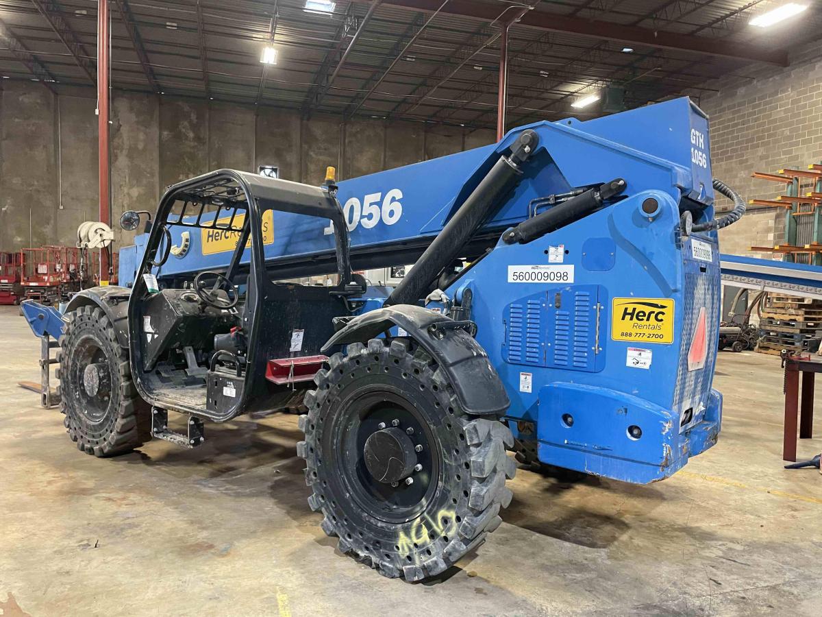 2018 Genie GTH-1056
