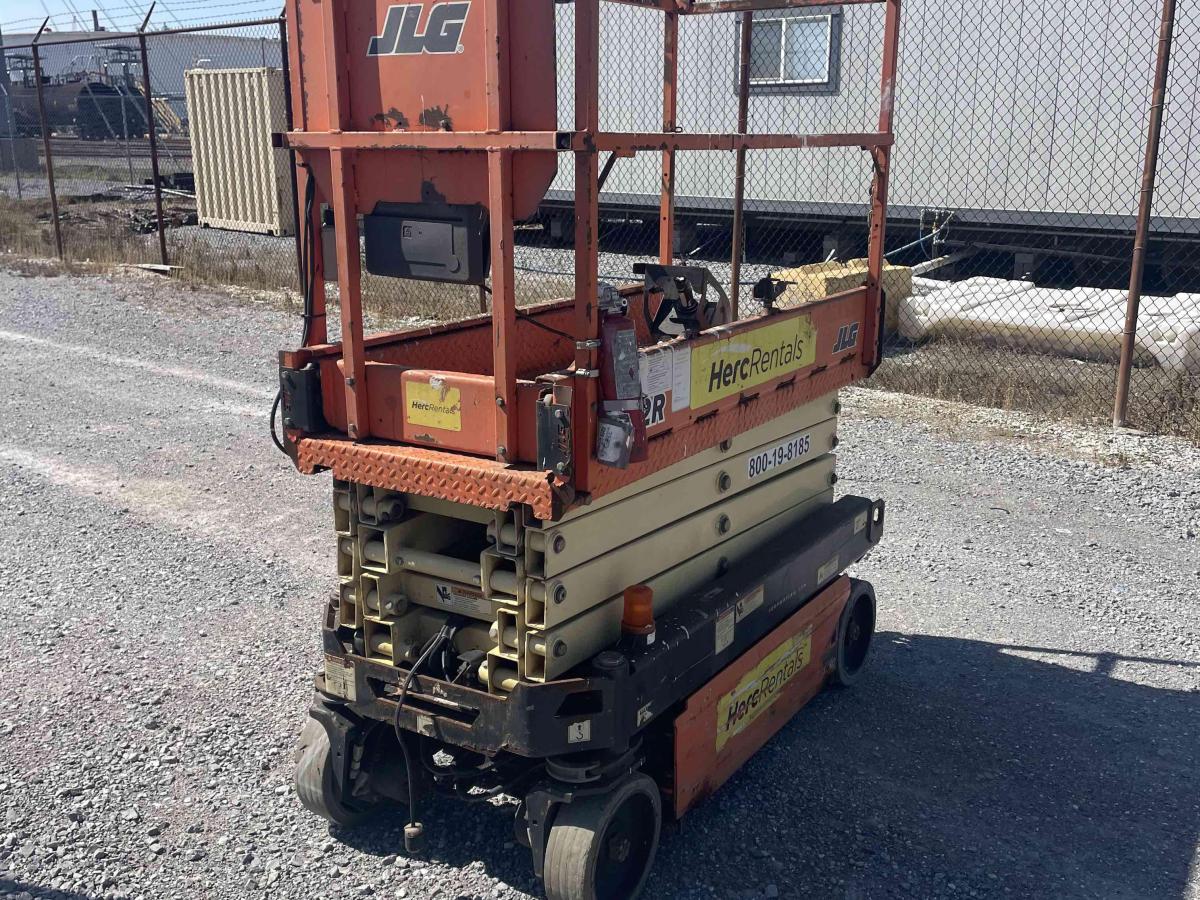 2018 JLG 1932R