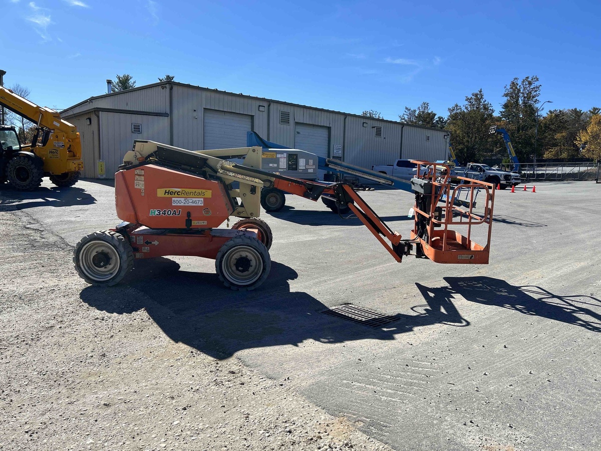 2018 JLG H340AJ-5