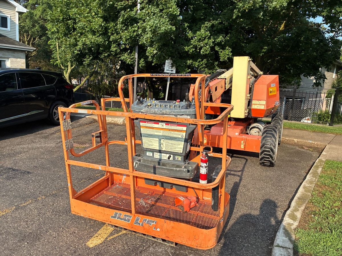 2016 JLG 340AJ-2