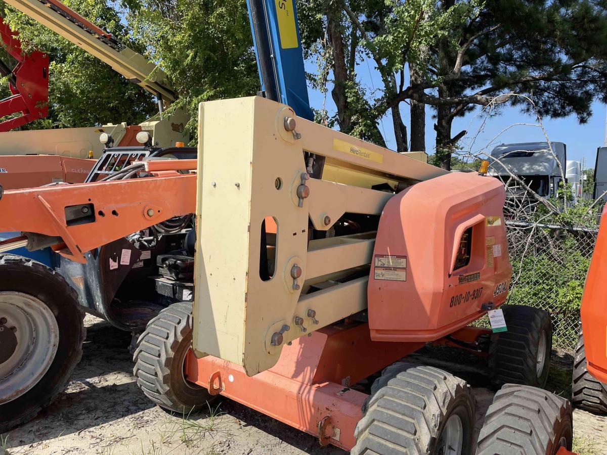 2016 JLG 450AJ