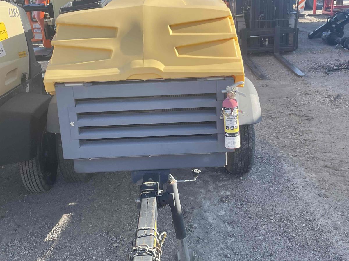 2017 Atlas Copco XAS 400-4