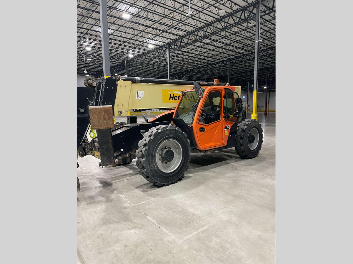 2019 JLG 1255