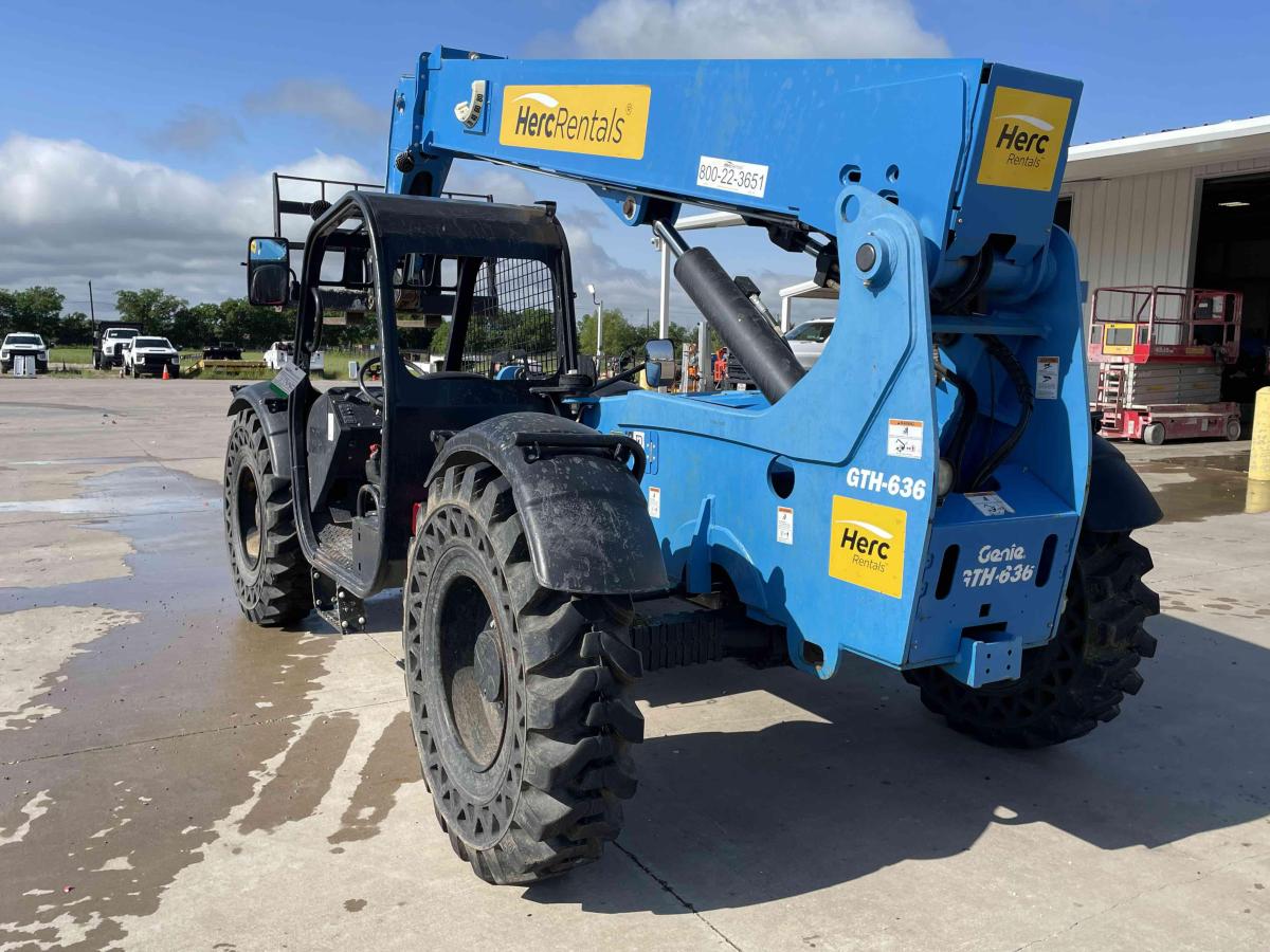 2018 Genie GTH-636