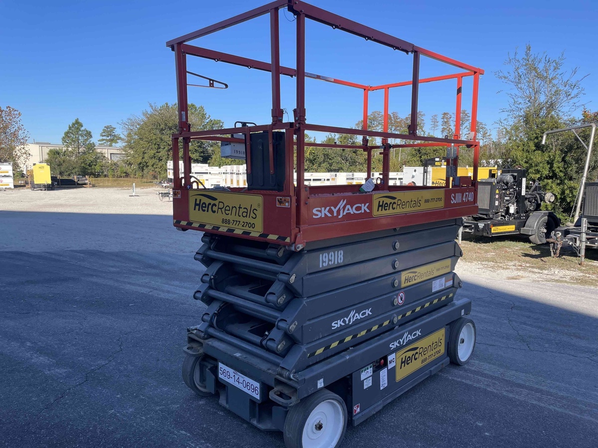 2019 Skyjack SJ4740-2