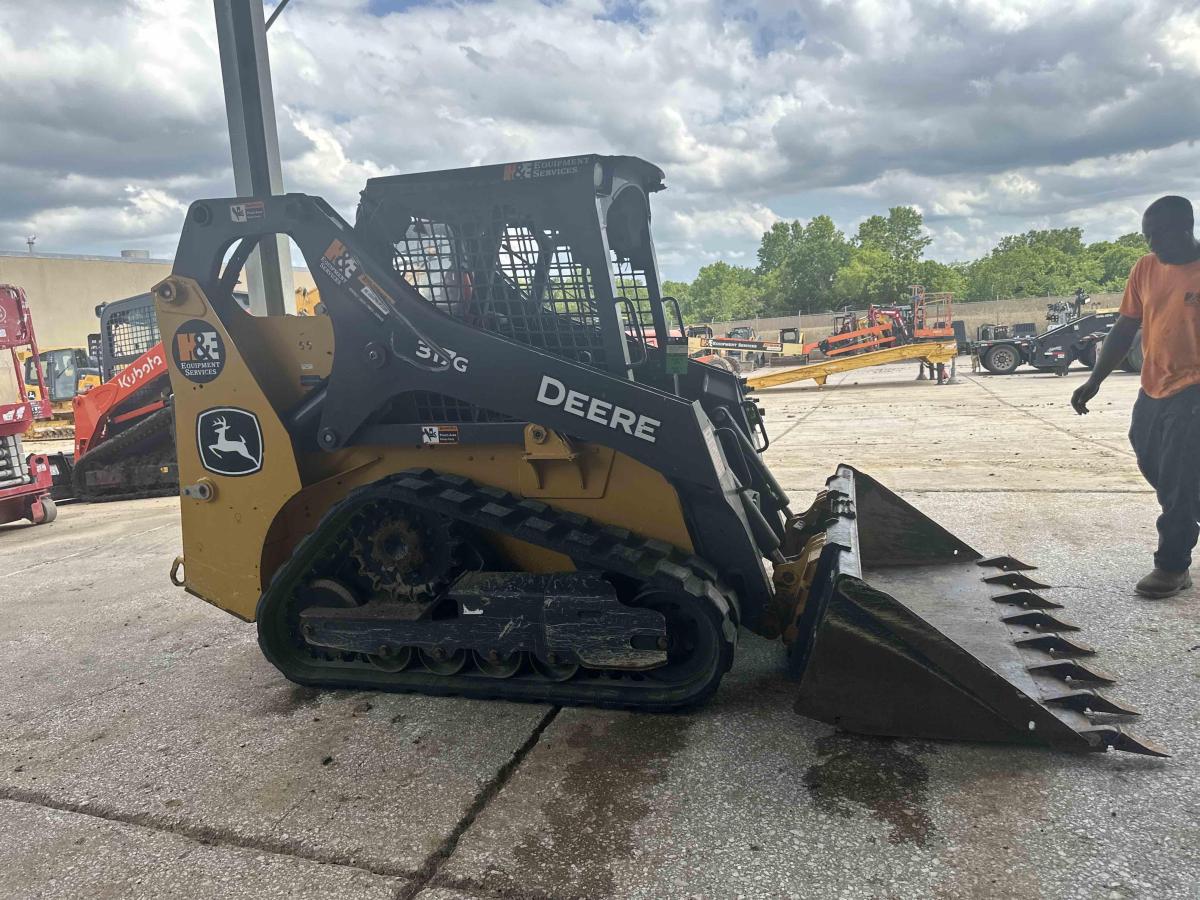 2021 John Deere 317G-6