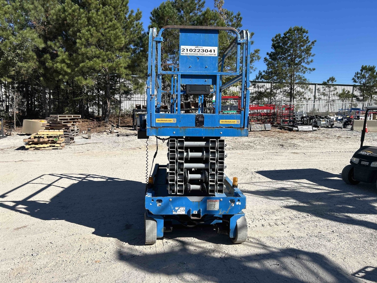 2017 Genie GS-4047-2