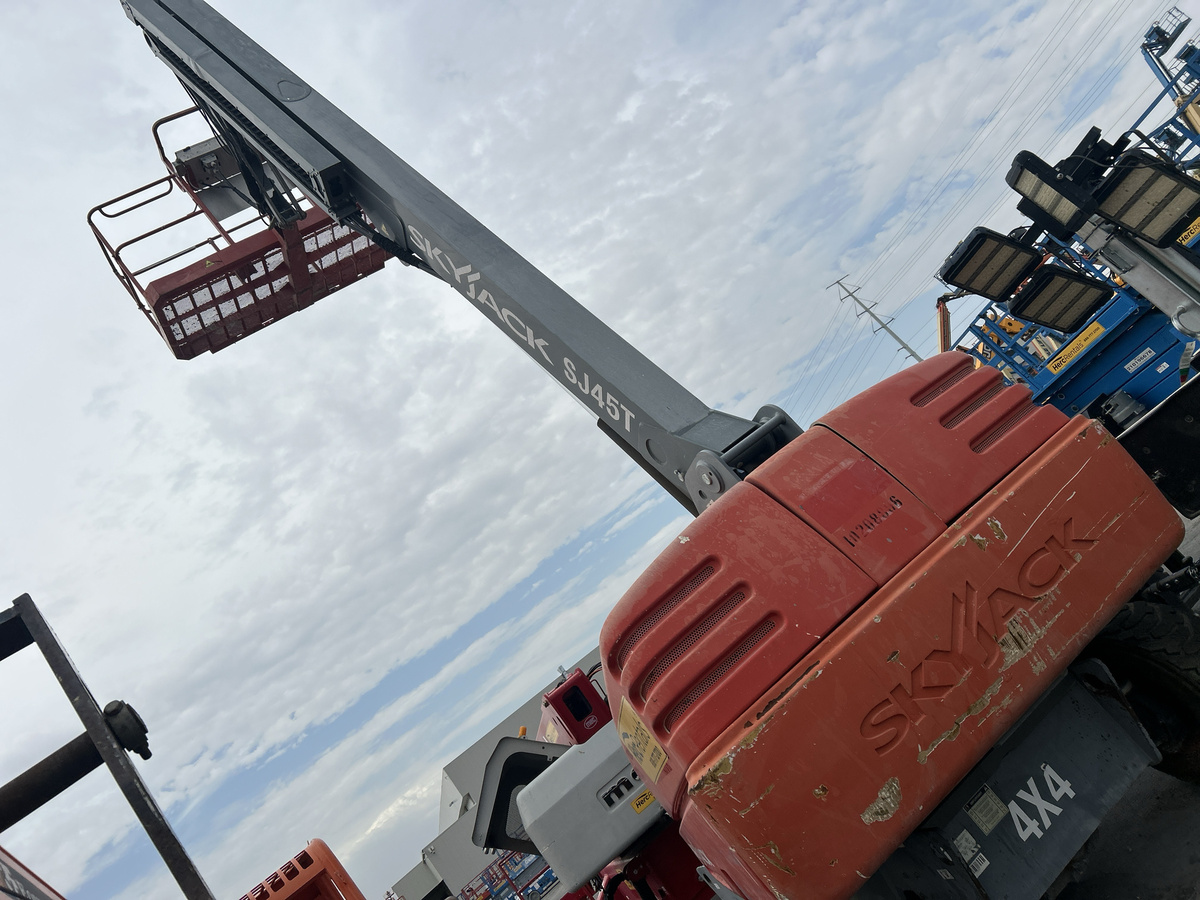 2017 Skyjack SJ45 T-5