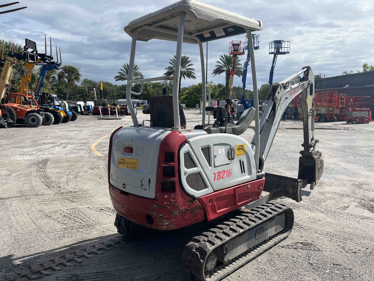 2020 Takeuchi TB216-3