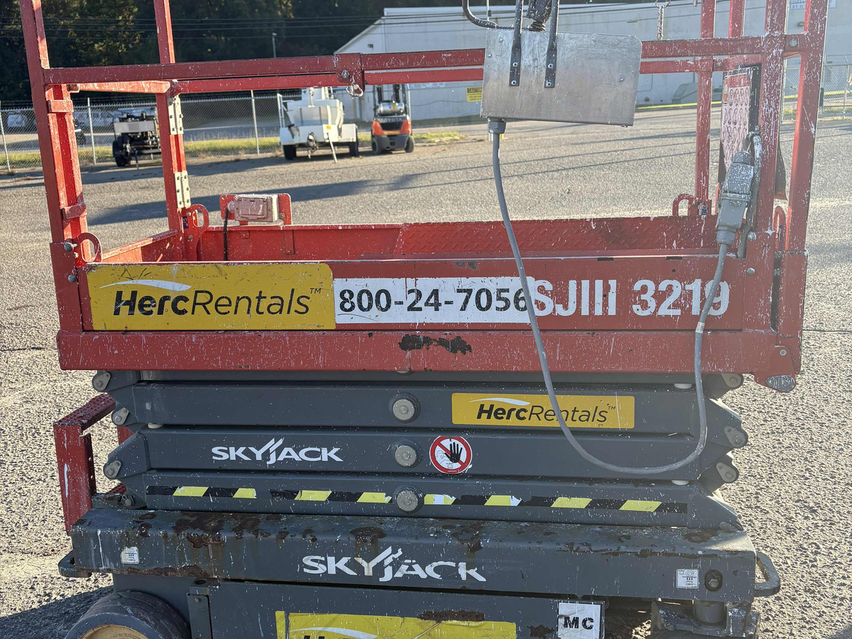 2019 Skyjack SJ3219-4
