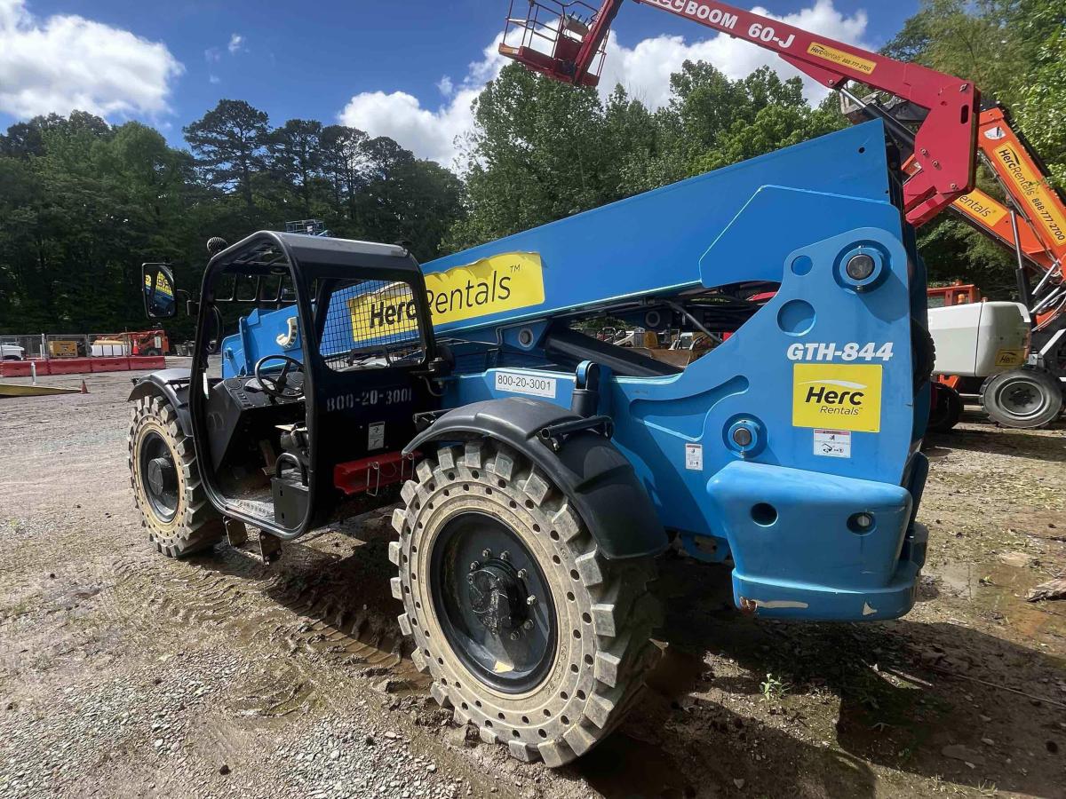 2018 Genie GTH 844