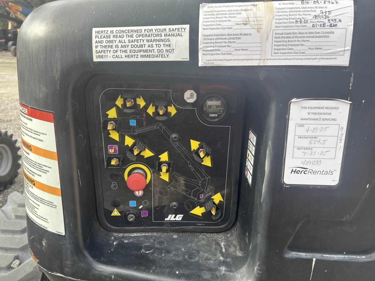 2016 JLG E600JP-5