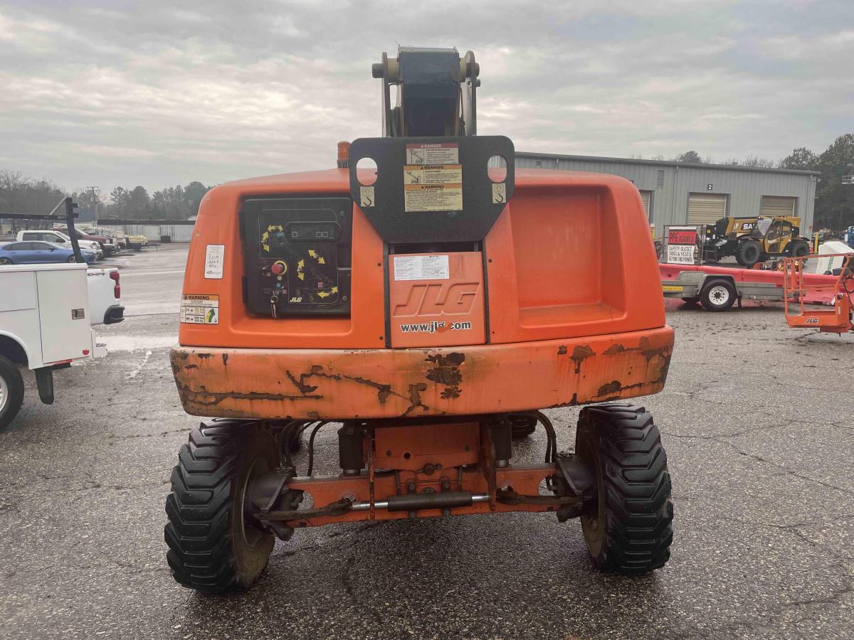 2013 JLG 400S