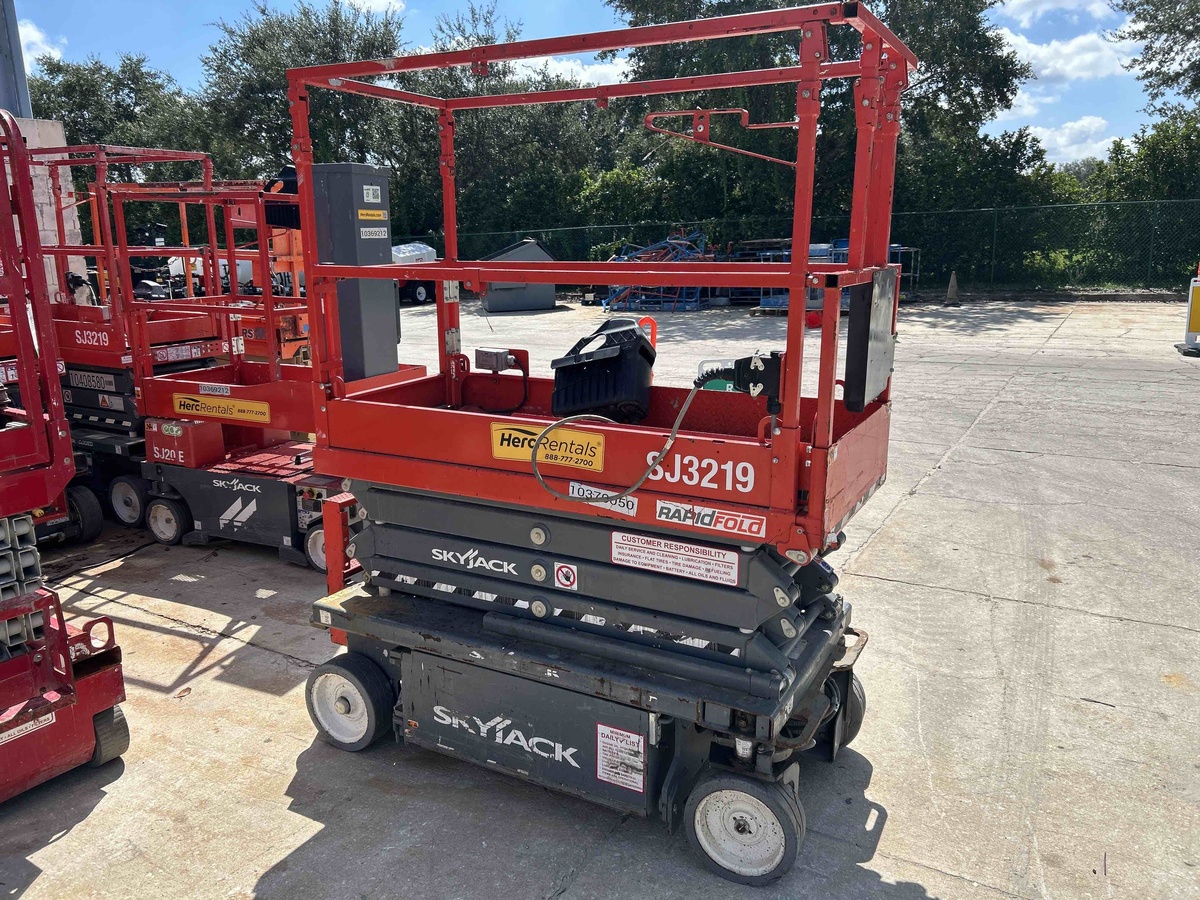 2022 Skyjack SJ3219-2
