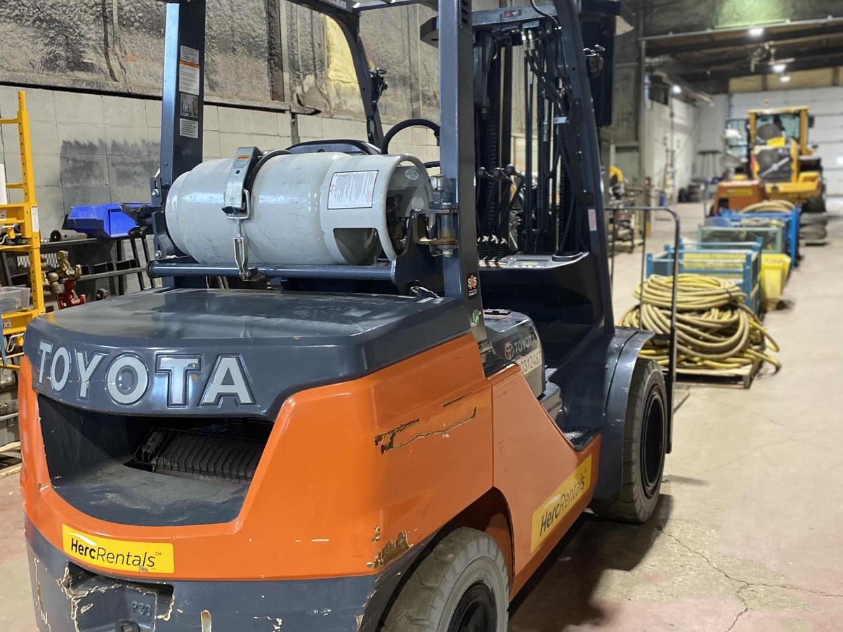 2021 Toyota 8FGU30-2