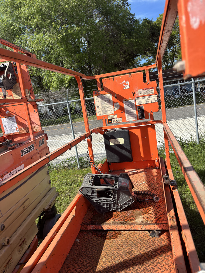 2017 JLG 1930ES-5