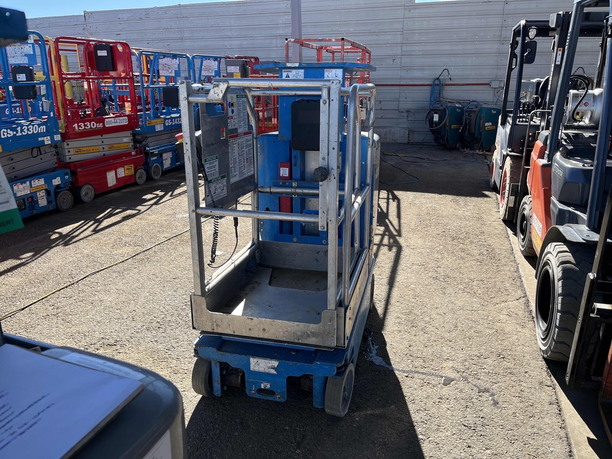2018 Genie GR-12-2