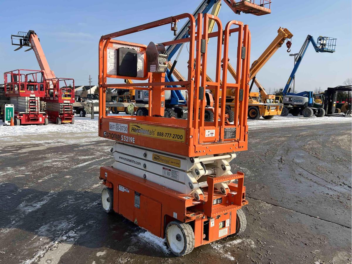 2021 Snorkel S3219E