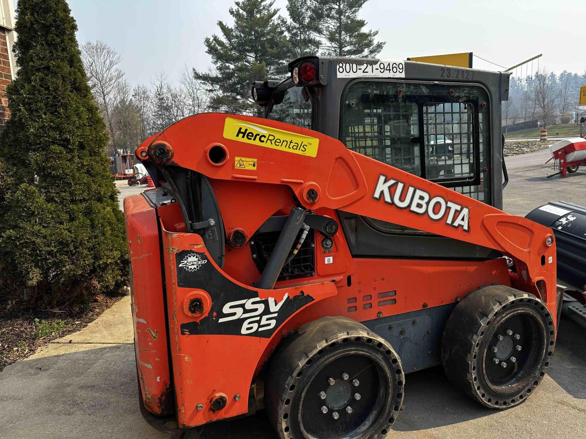 2018 Kubota SSV65