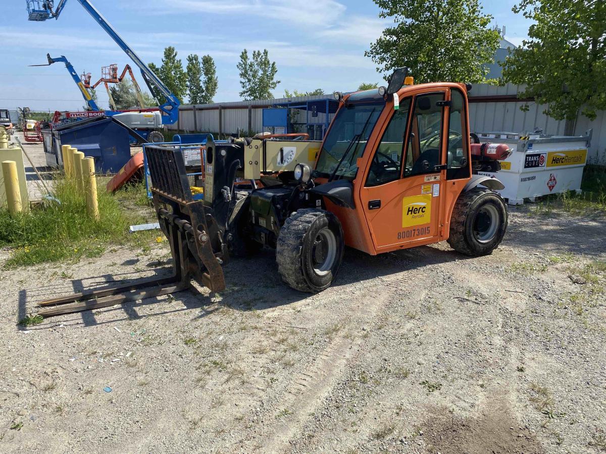 2017 JLG G5-18A-4
