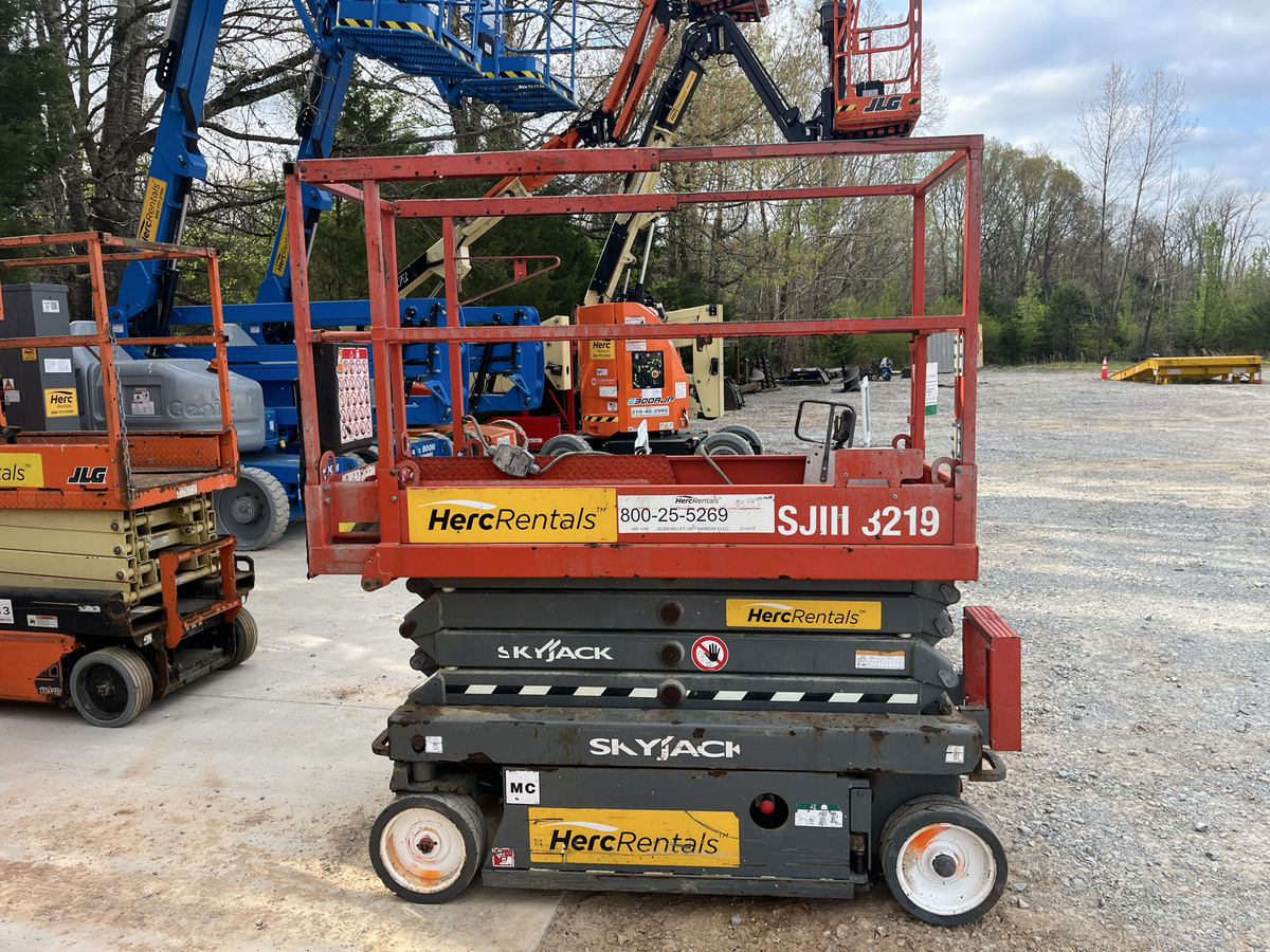 2019 Skyjack SJ3219-2