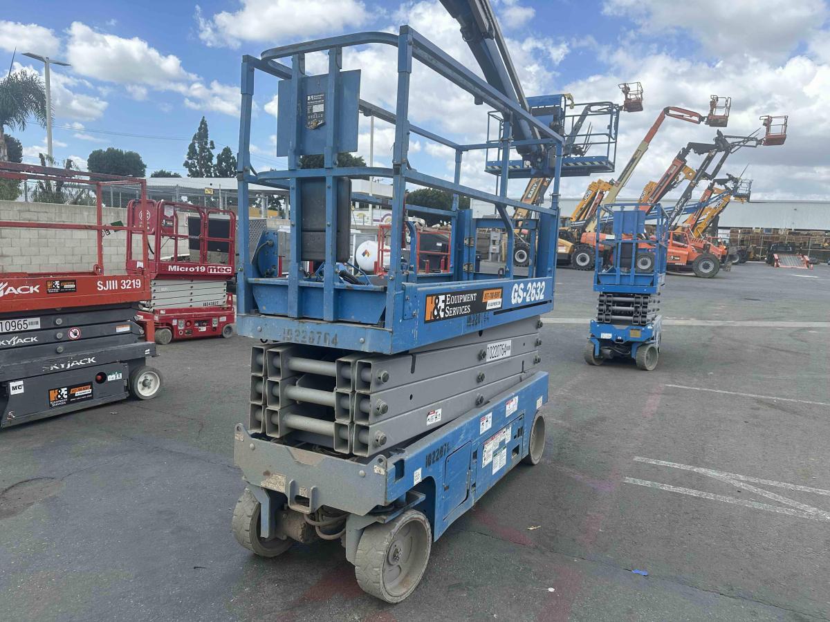 2017 Genie GS-2632
