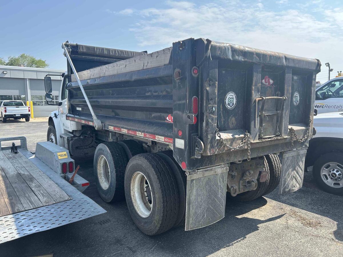 2019 Freightliner M2106-6