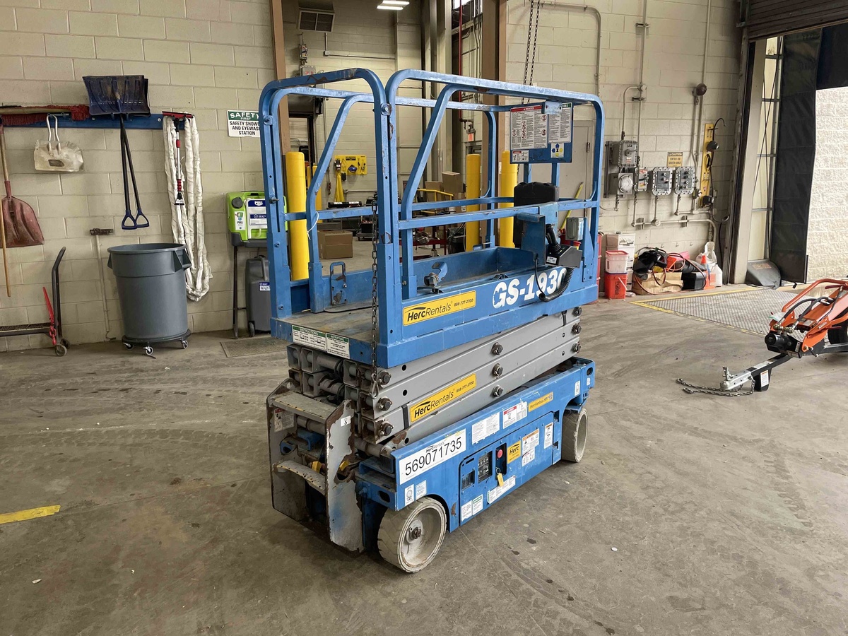 2017 Genie GS-1930-4