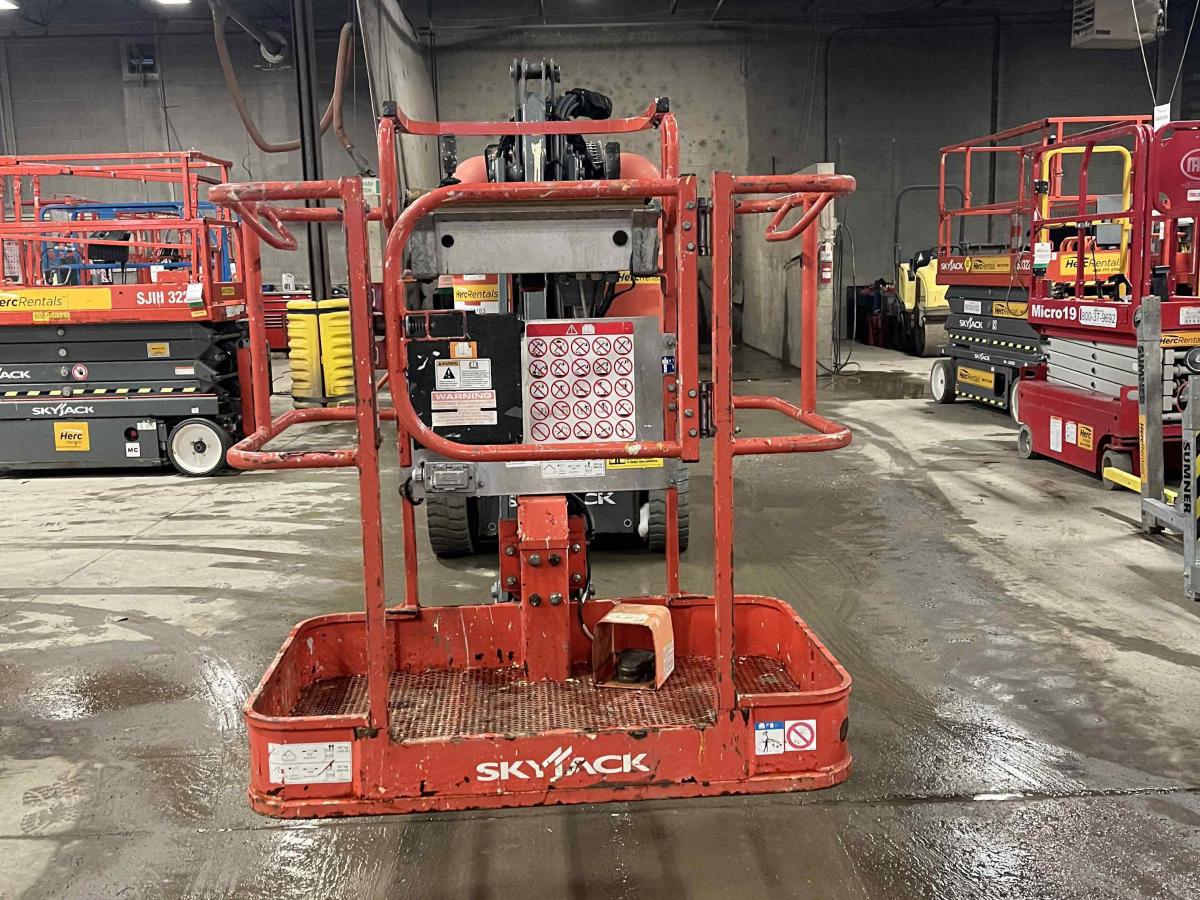 2017 Skyjack SJ30 AJE-2