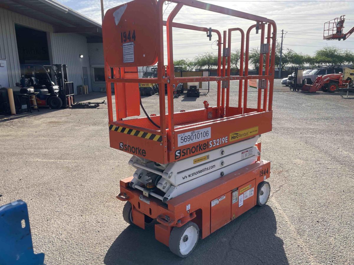 2022 Snorkel S3219E