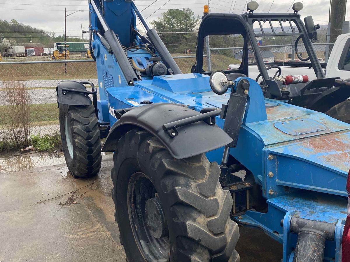 2015 Genie GTH-1056