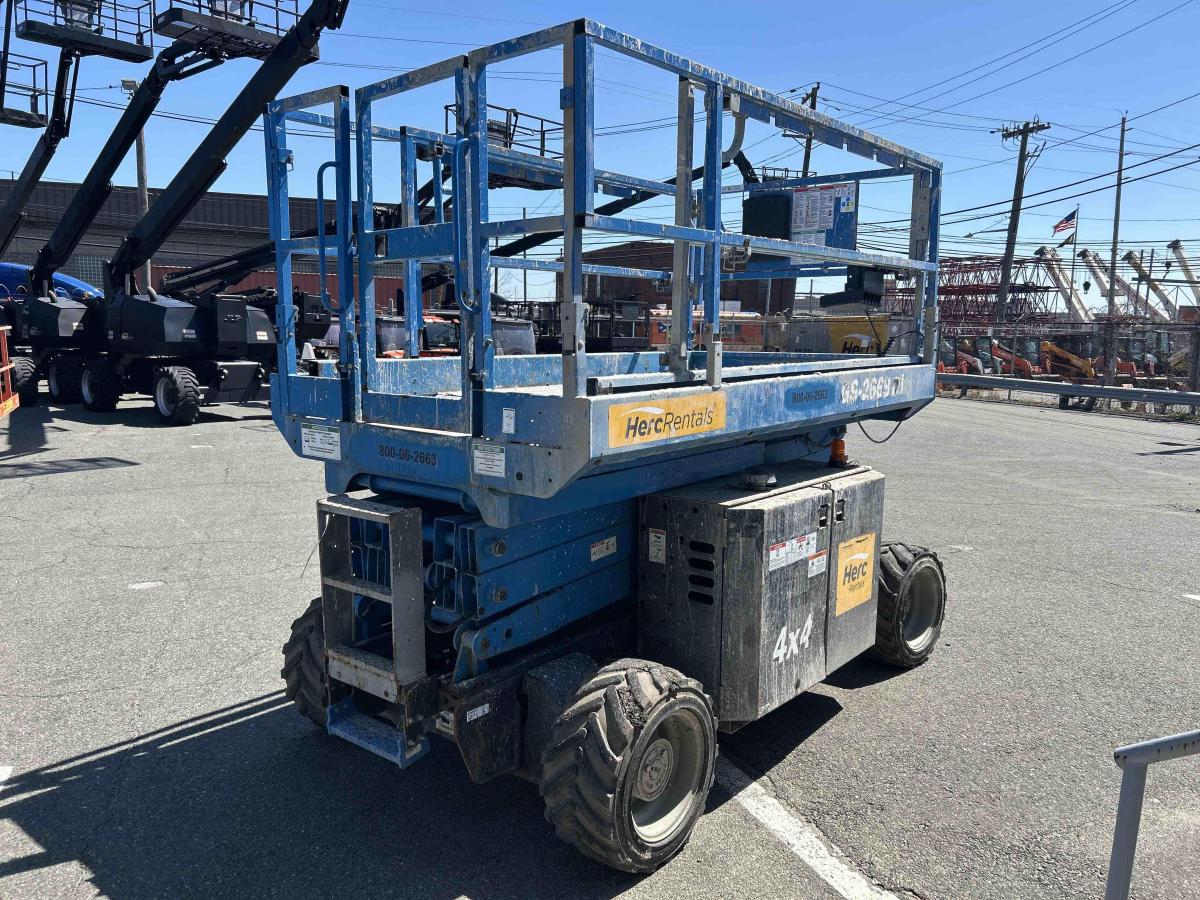2015 Genie GS-2669 RT