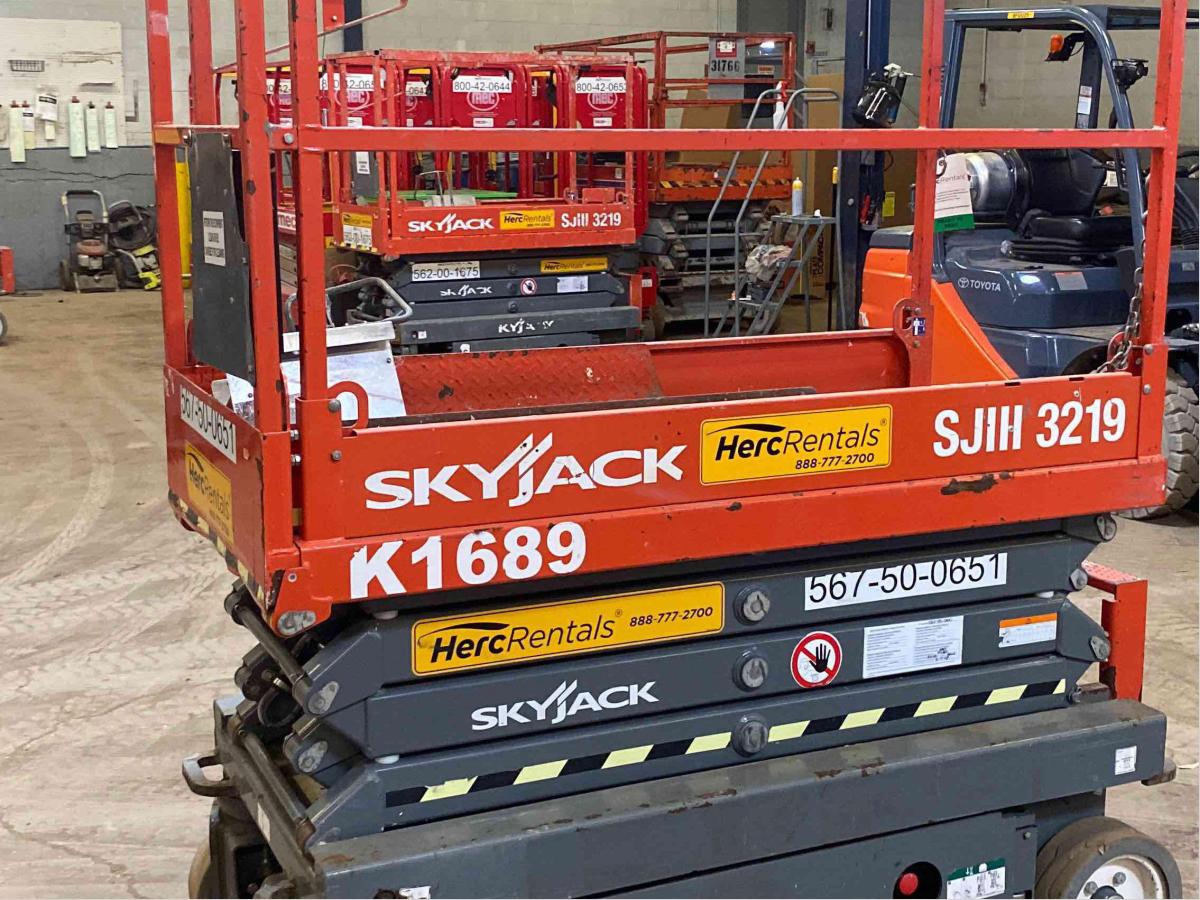 2016 Skyjack SJ3219