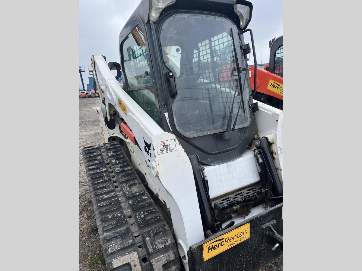 2018 Bobcat T740
