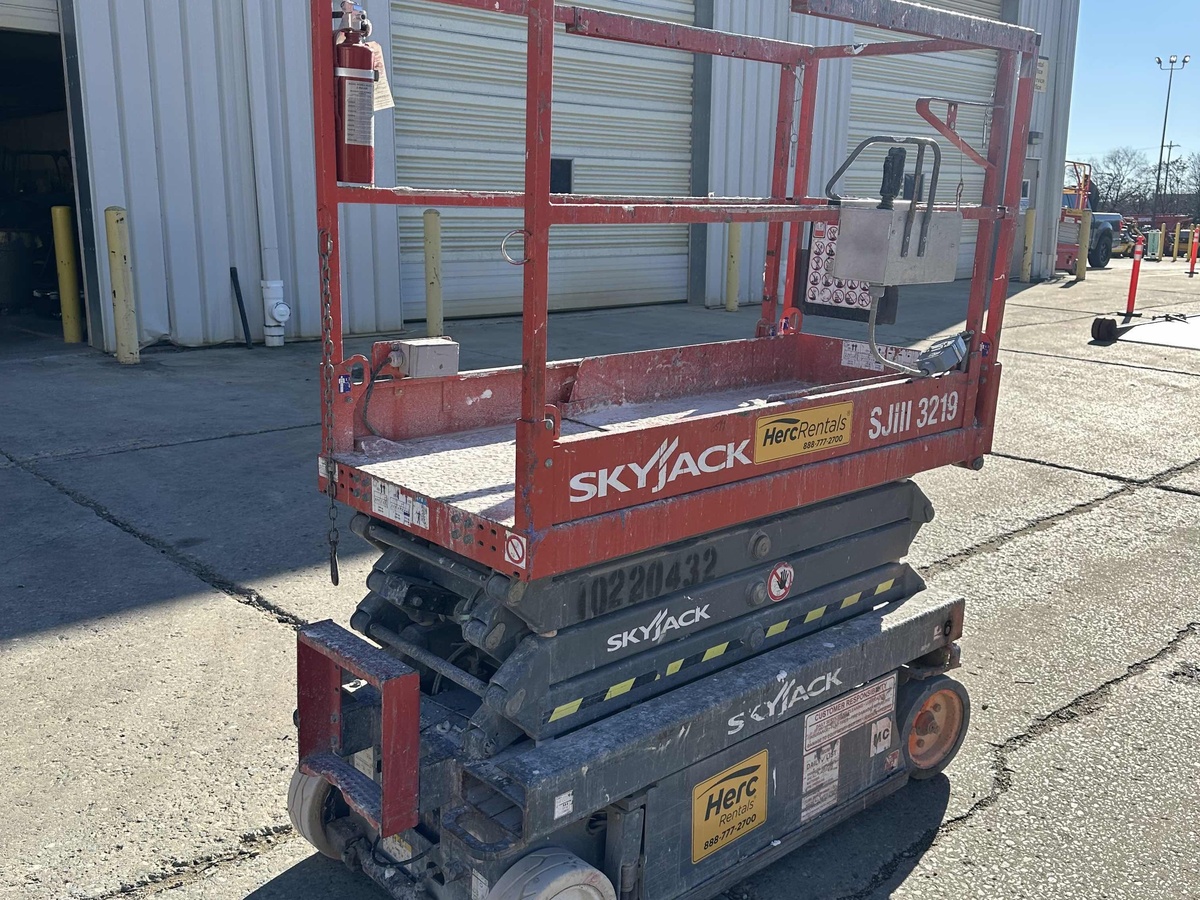 2017 Skyjack SJ3219-3