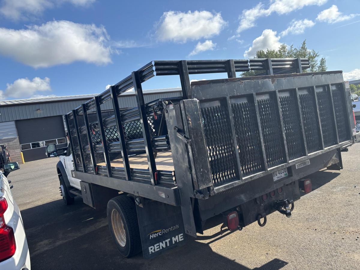 2019 Ford F550-6